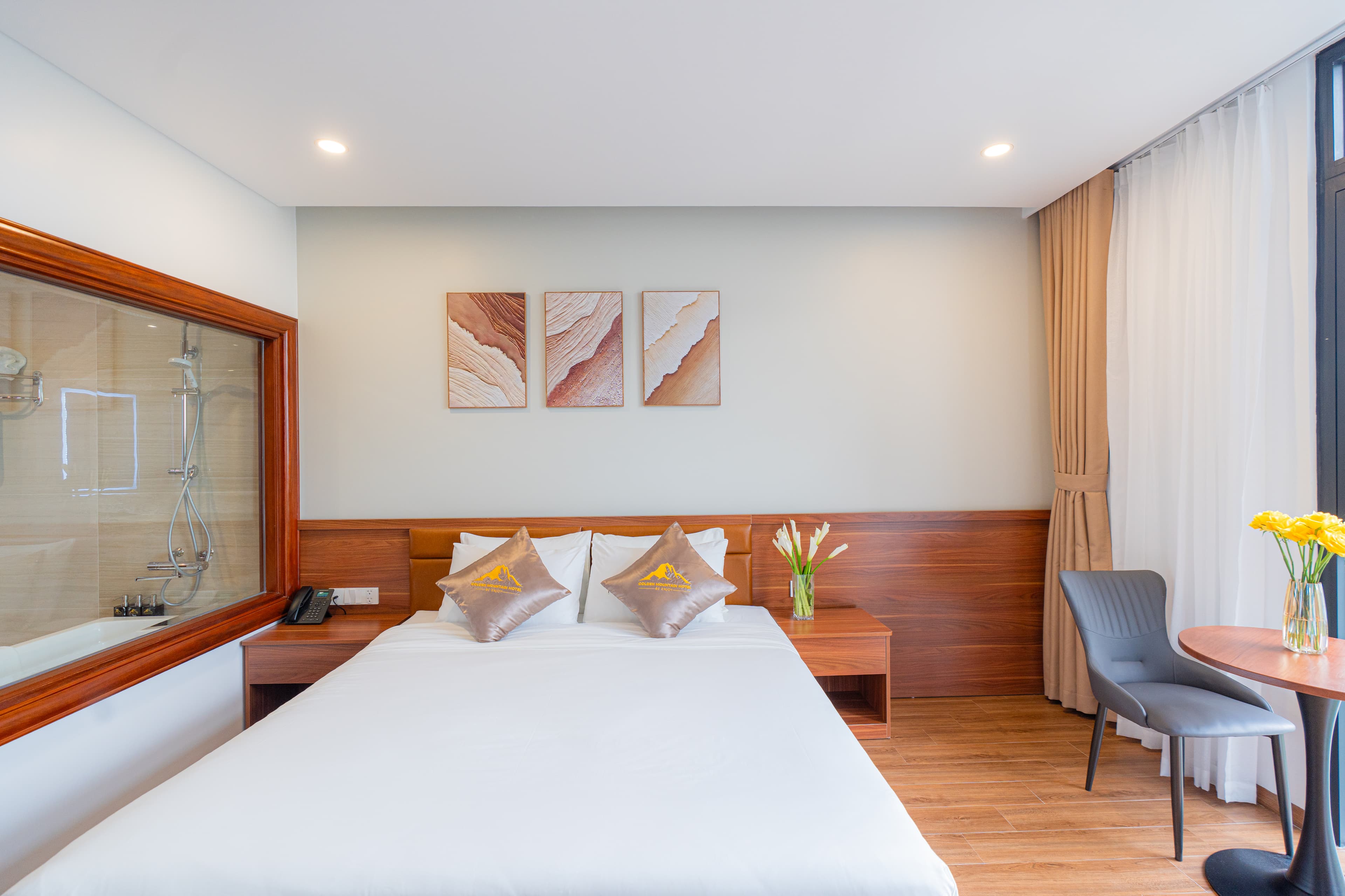 Deluxe Garden View (King/Twin)