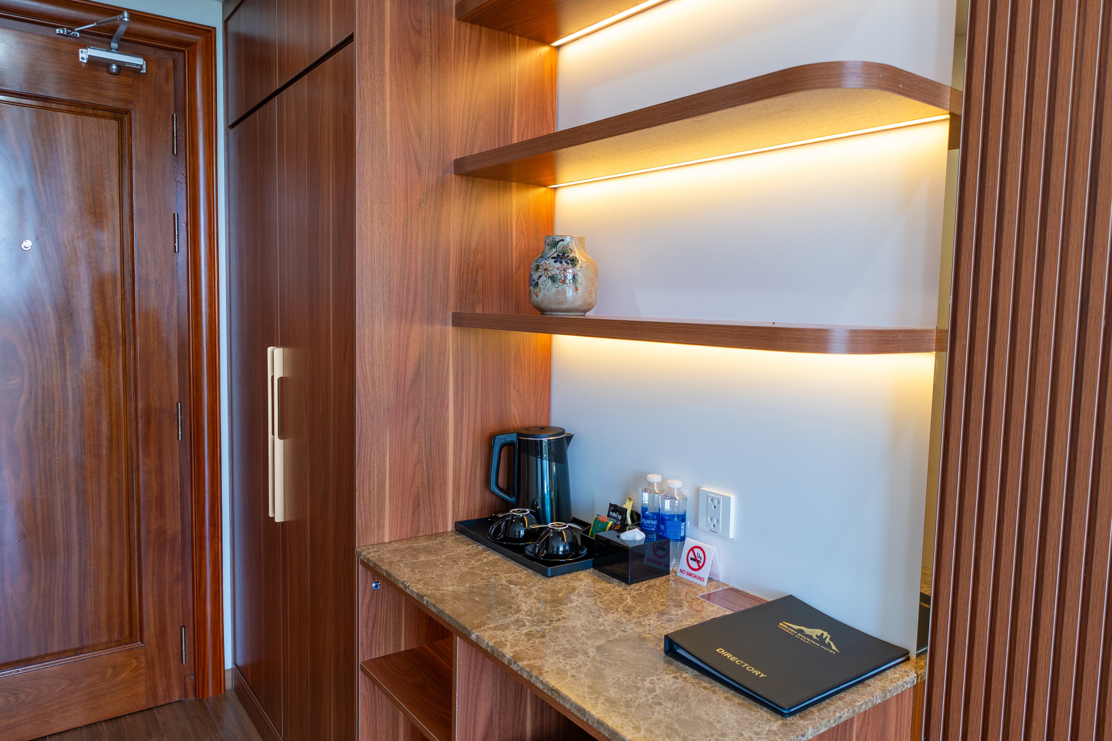 Deluxe Garden View (King/Twin)